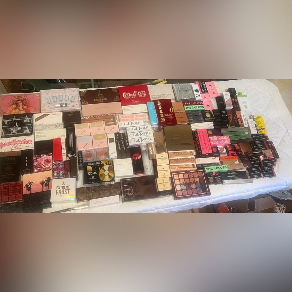 NIB huge high end luxury makeup lot bundle worth $5500